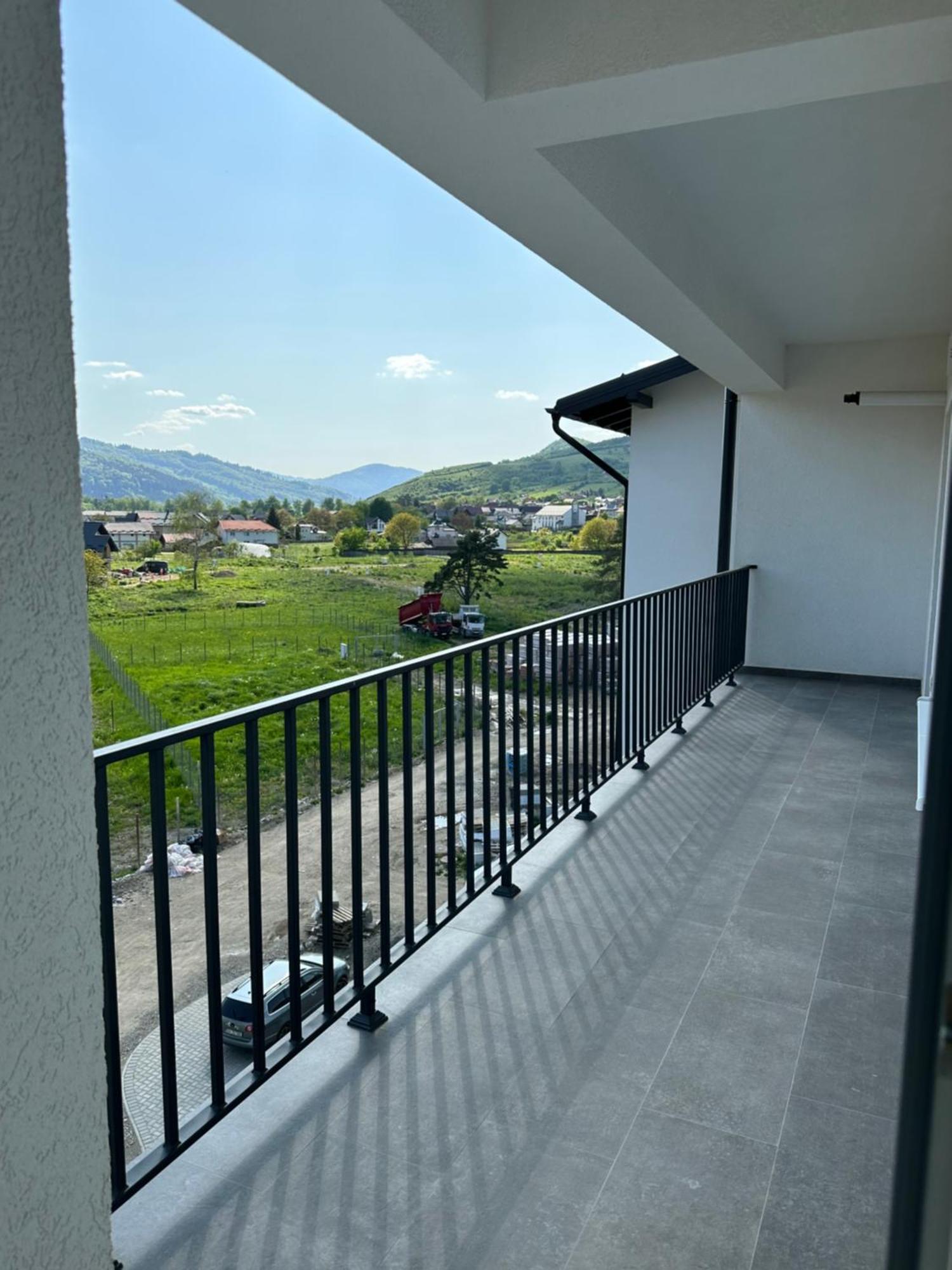 Apartamente Arinis Gura Humorului Exterior foto