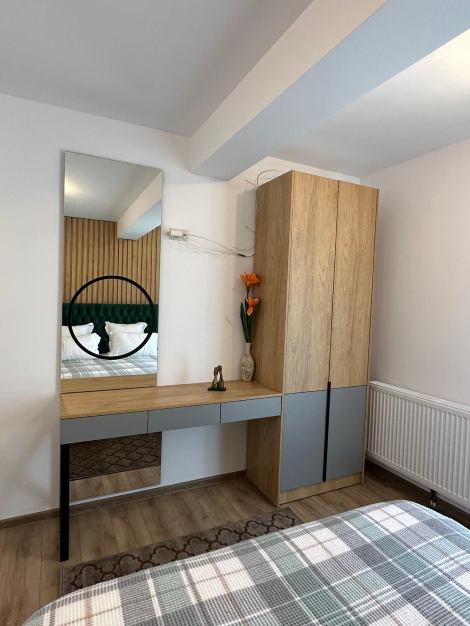 Apartamente Arinis Gura Humorului Exterior foto